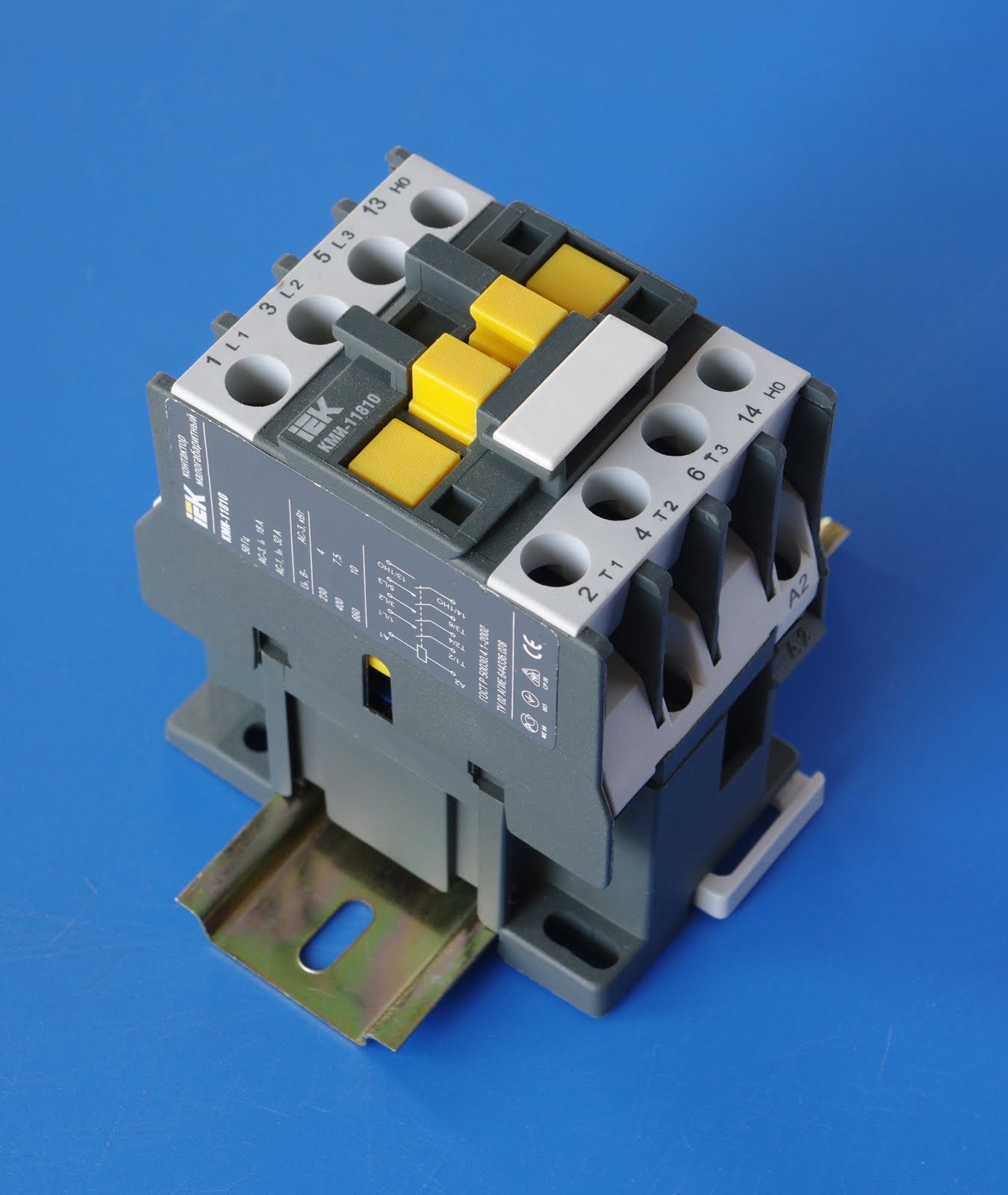Khởi động từ (Contactor)